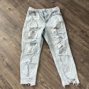 AE Ripped Curvy Mom Jeans
